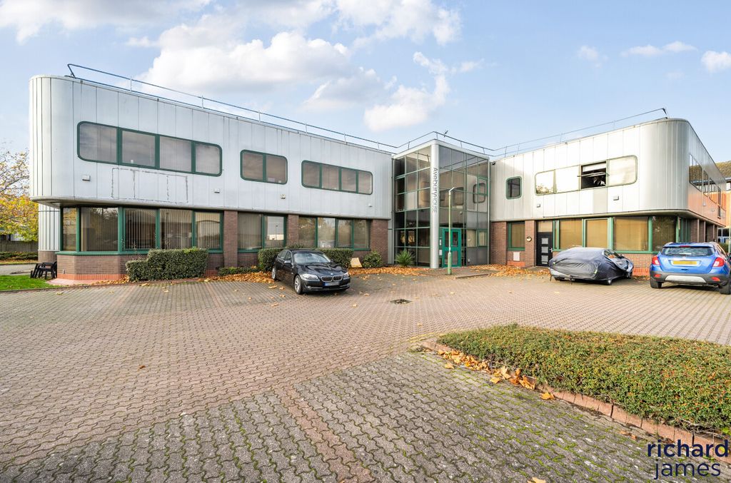 Property photo 1 of 12 88Fda6Efa249481Ea283Ac9d4dcc3243