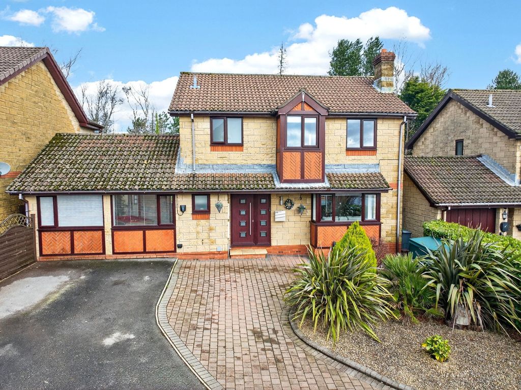 Property photo 1 of 21