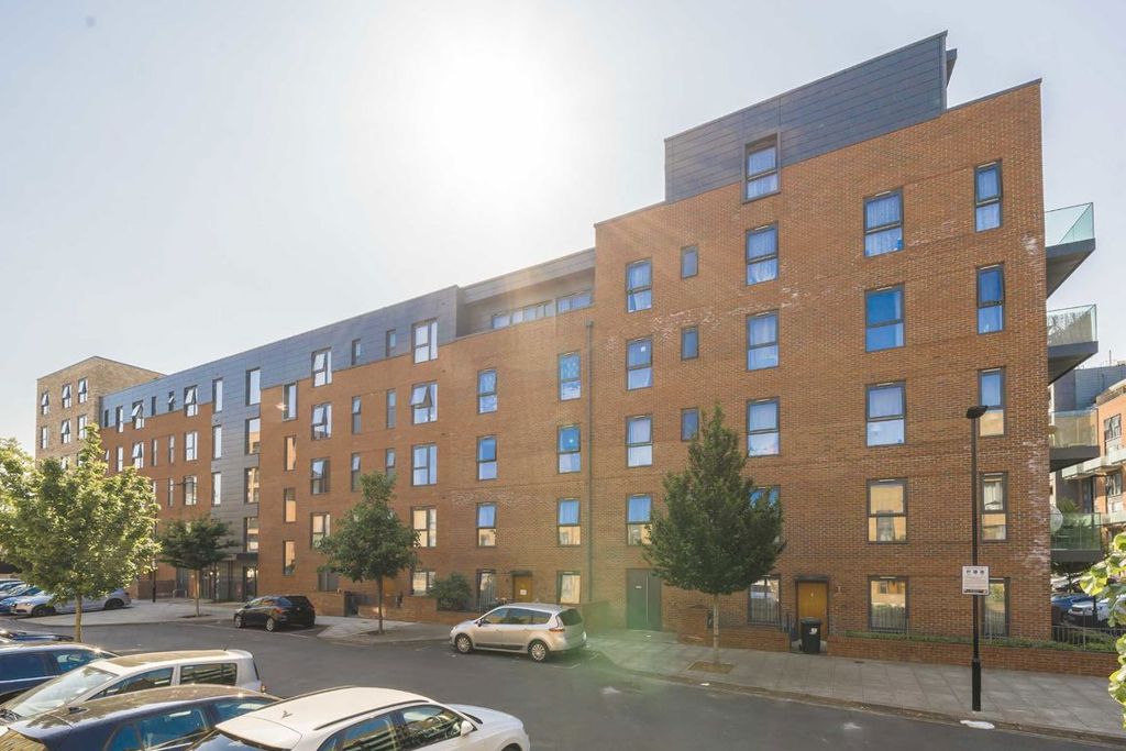 Property photo 1 of 10