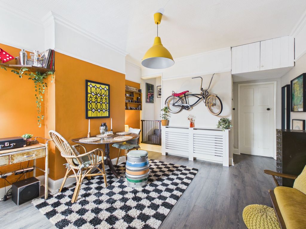 Property photo 3 of 15 Dining Room