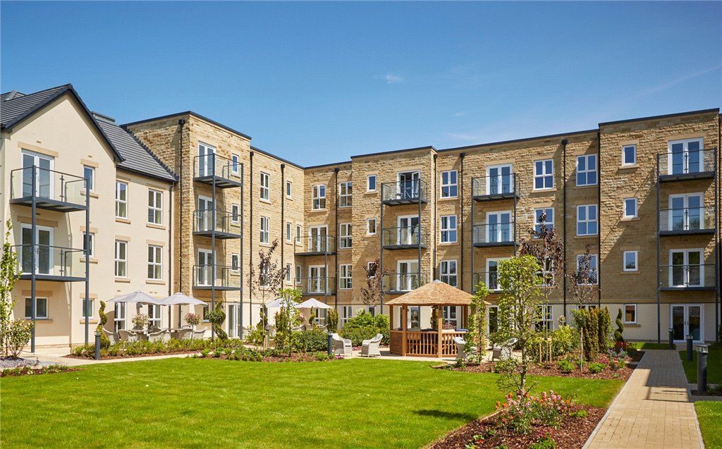 Property photo 1 of 13 The Spindles