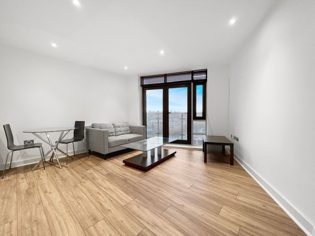 Property photo 1 of 12