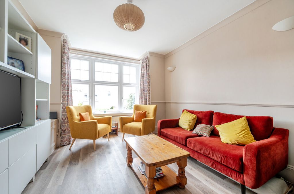 Property photo 3 of 21 1510619-6-1A01435...