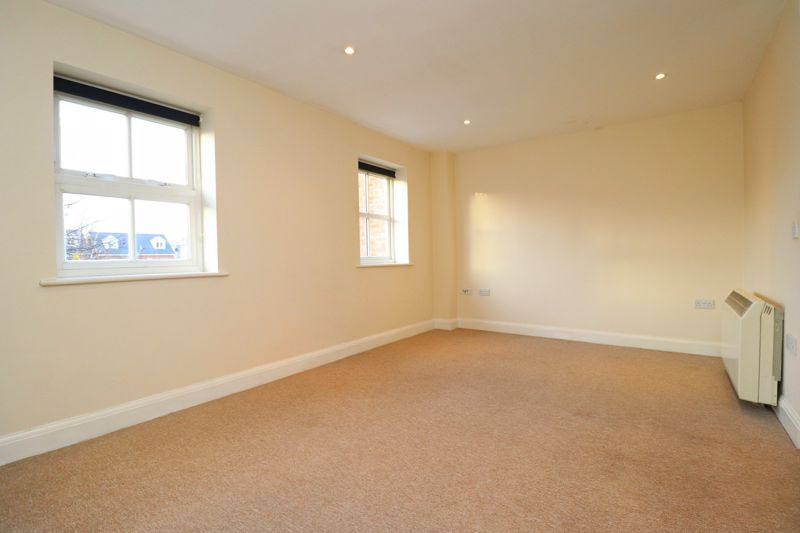 Property photo 3 of 6 Photo 1