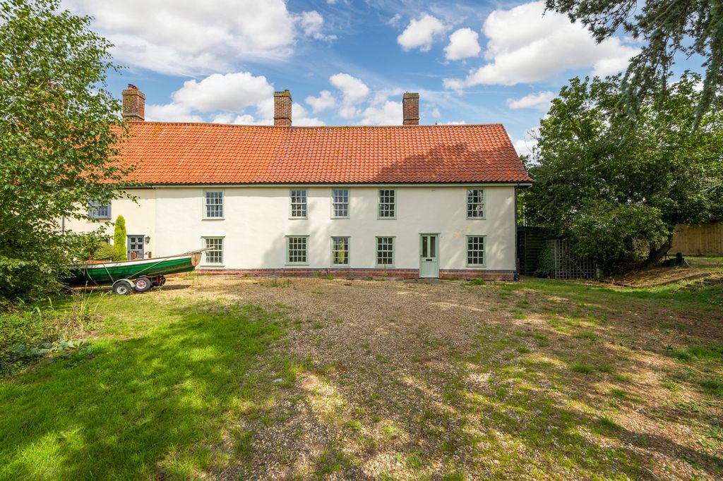 Property photo 1 of 26 Foxglove Barn-3