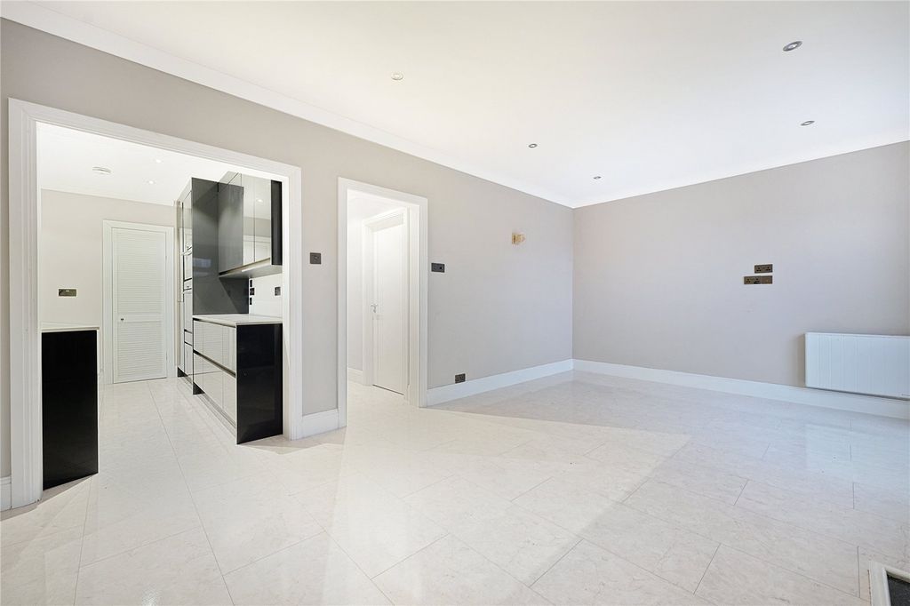 Property photo 2 of 14 Living Room