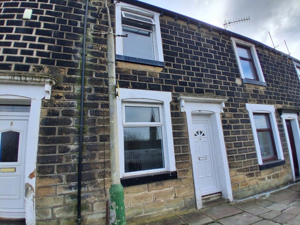 Property photo 2 of 16