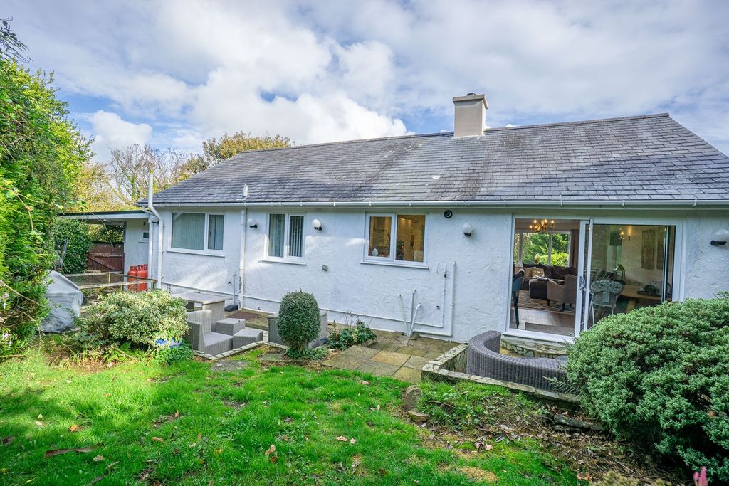Property photo 3 of 23