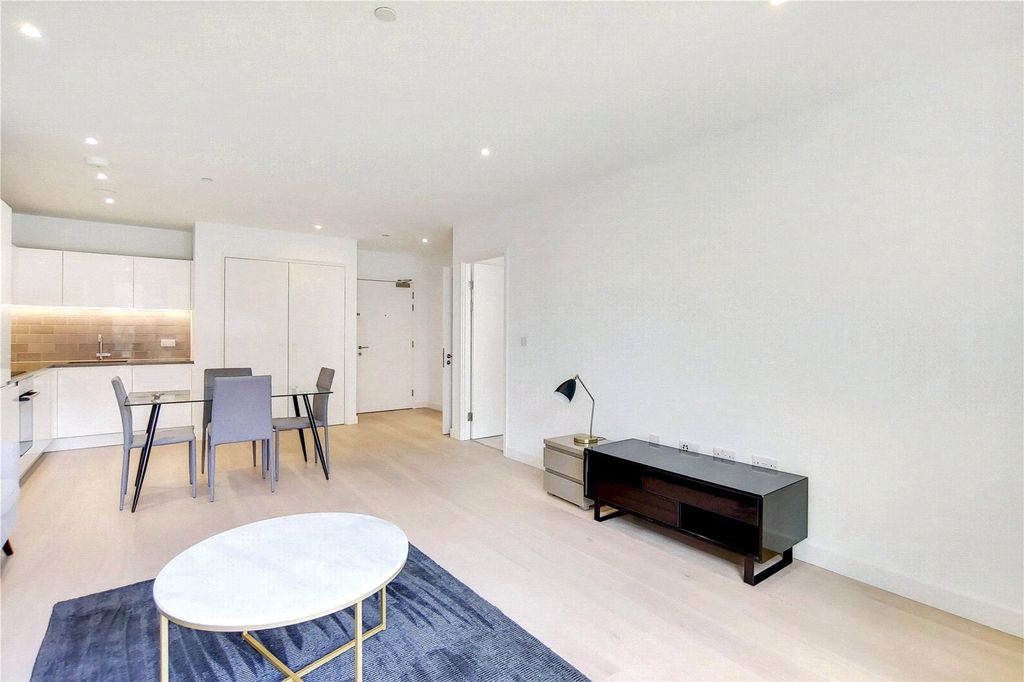 Property photo 3 of 7 Picture No. 10