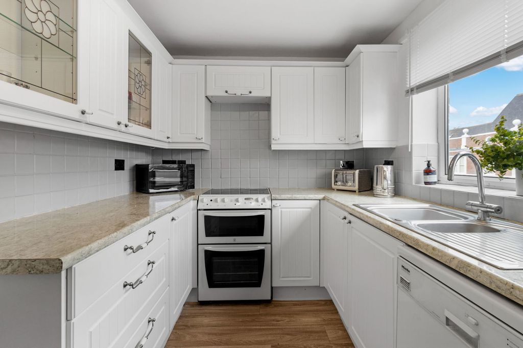 Additional image 5 of 2 bed flat for saleNew Street, Upton-Upon-Severn, Worcestershire WR8