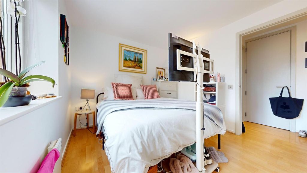 Property photo 3 of 10 65Fc3838Caff6503c04135c4_7B1E789A2d103Ab07801Afd91