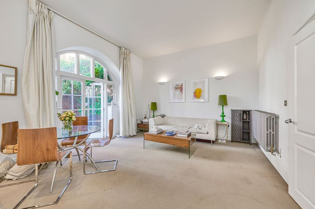 Property photo 1 of 11 Picture No. 21