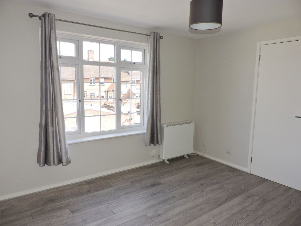 Property photo 3 of 13 Photograph 3