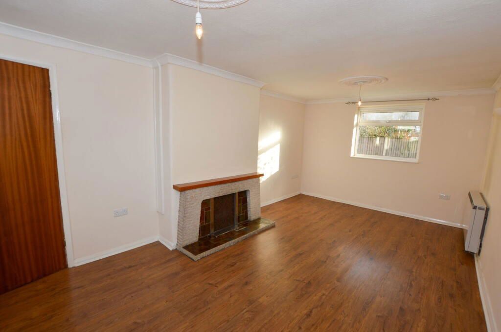 Property photo 2 of 21