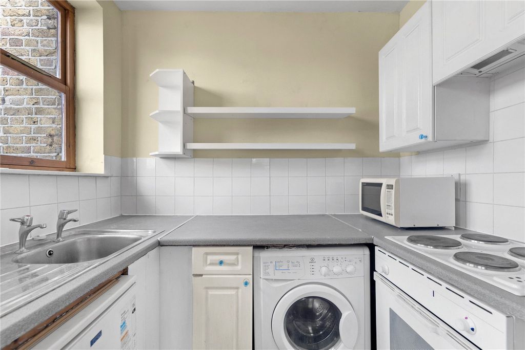 Property photo 3 of 9 Picture No. 04