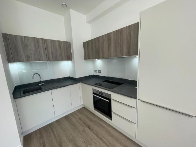 Property photo 1 of 7 Kitchen