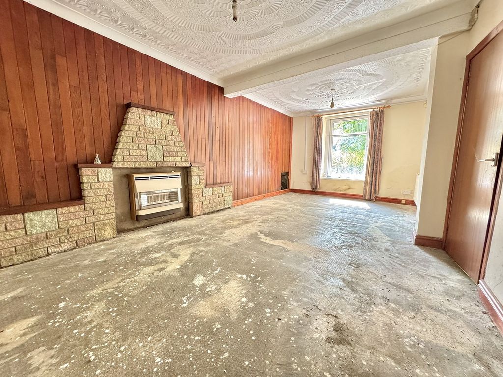 Property photo 2 of 12 Not Specified
