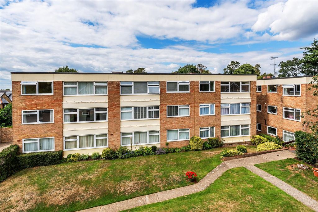 Property photo 1 of 11 Flat-104-Windfield-25.Jpg