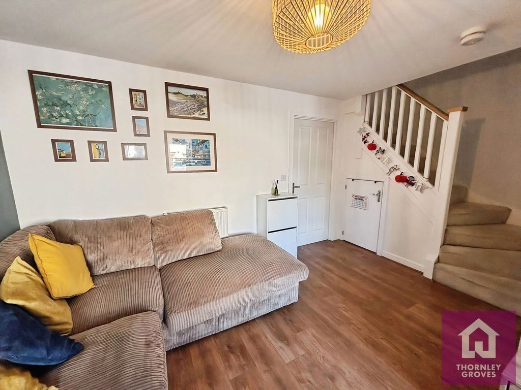 Property photo 3 of 20 Pbox-Img.Jpg