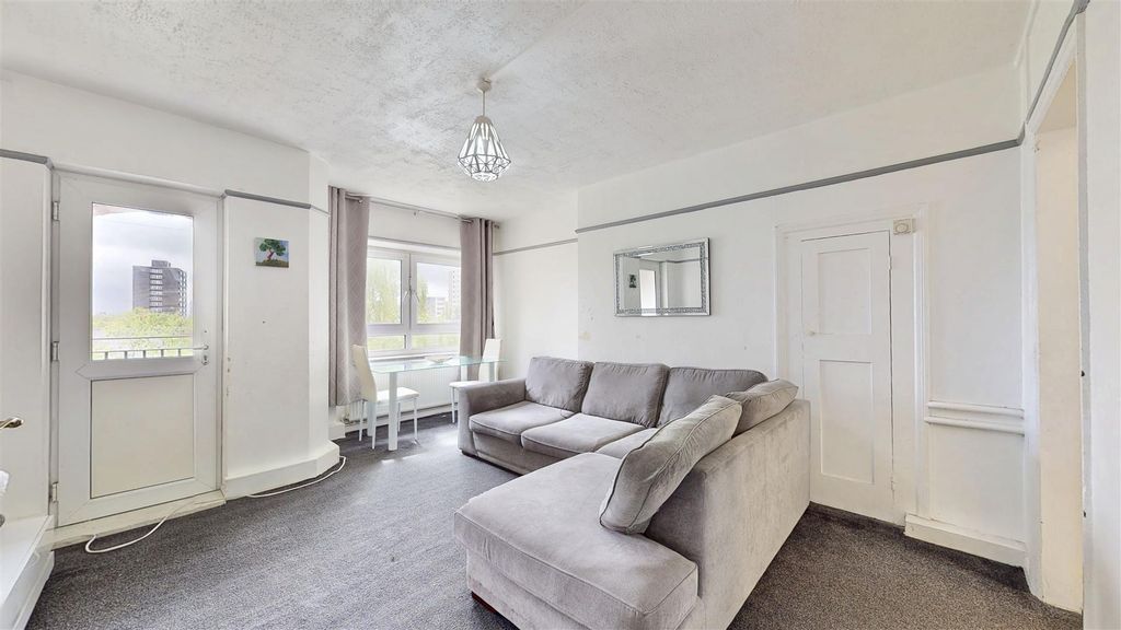 Property photo 2 of 19 _Com.Apple.Foundation.Nsitemprovider.Xrm0Tr.Jpeg