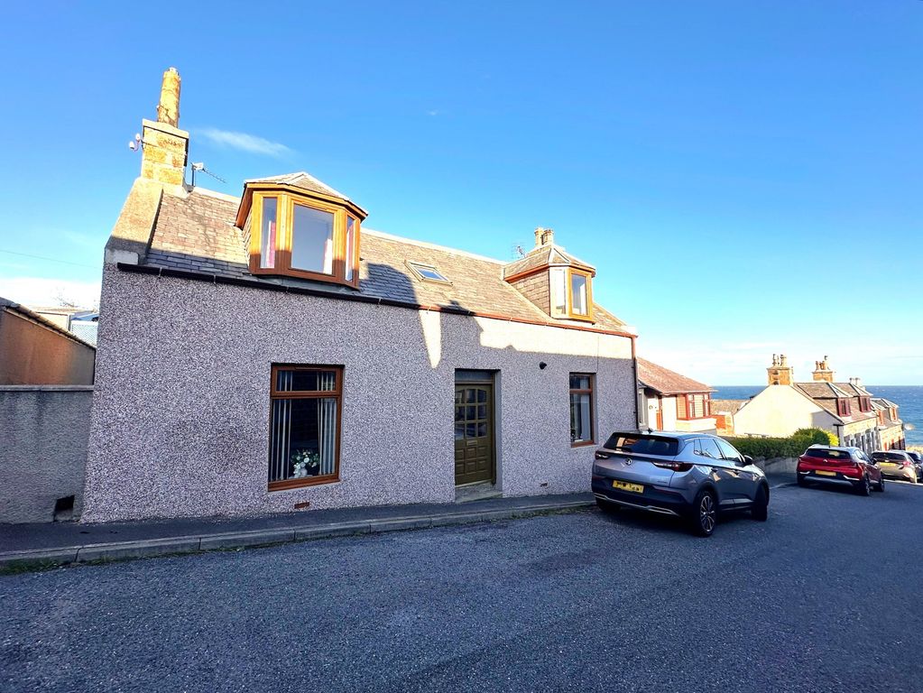 Property photo 1 of 14 Front