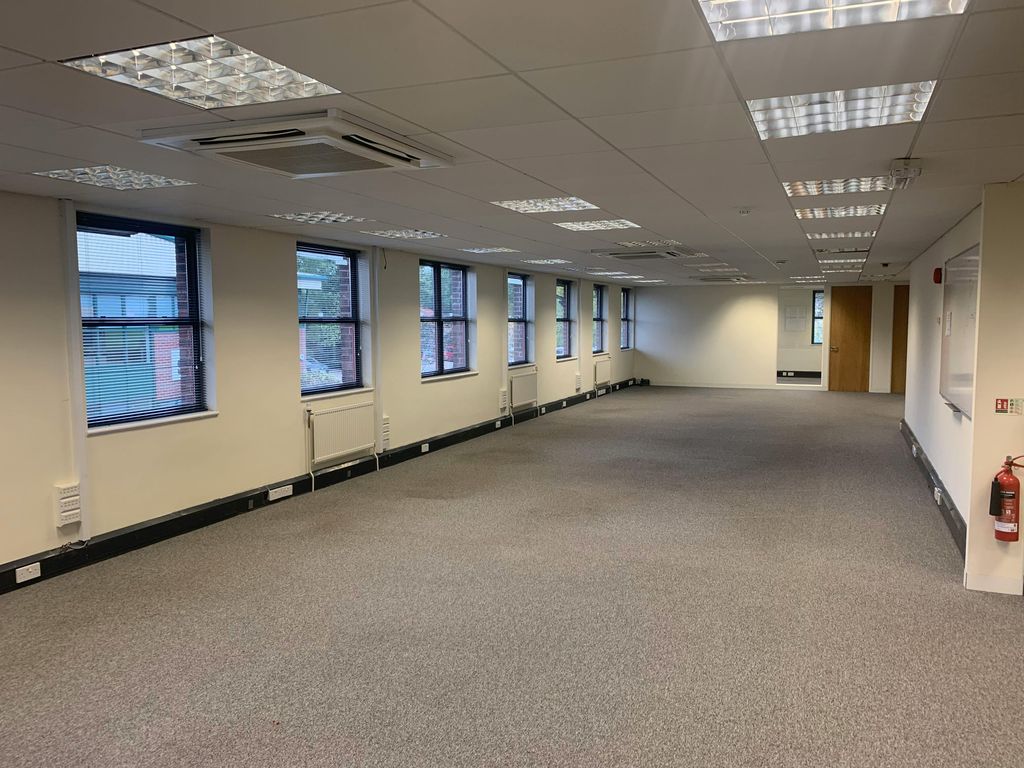 Property photo 3 of 10 Photo 02112022 15 17 54.Jpg