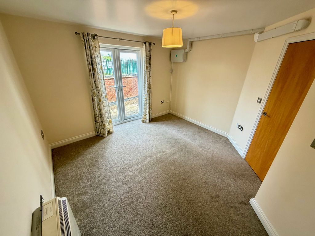 Property photo 3 of 7