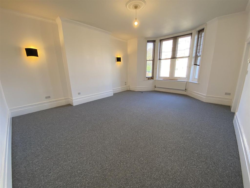 Property photo 3 of 5 Living Room
