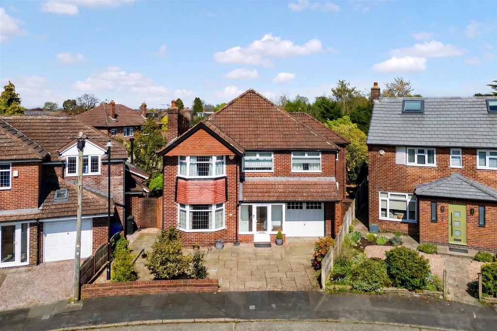 Property photo 1 of 44 Main