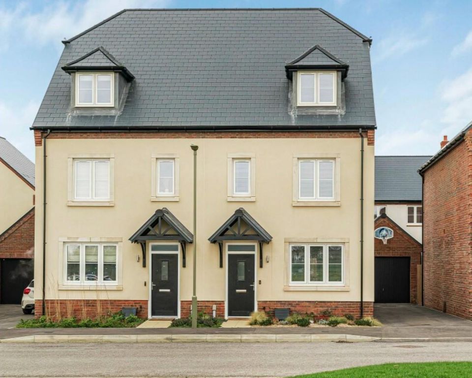 Property photo 1 of 19 Ext.Jpg