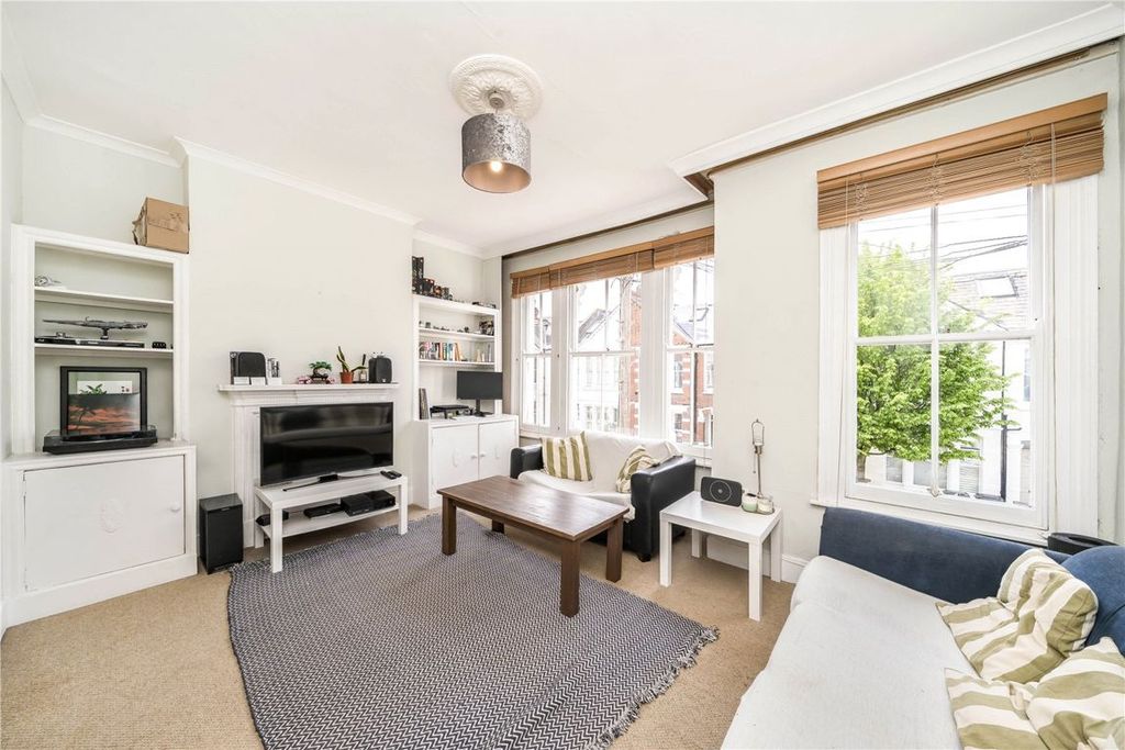 Property photo 1 of 8