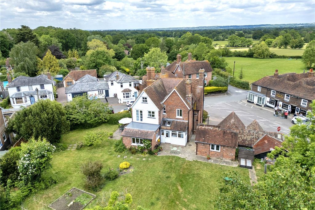 Property photo 2 of 18 Village View