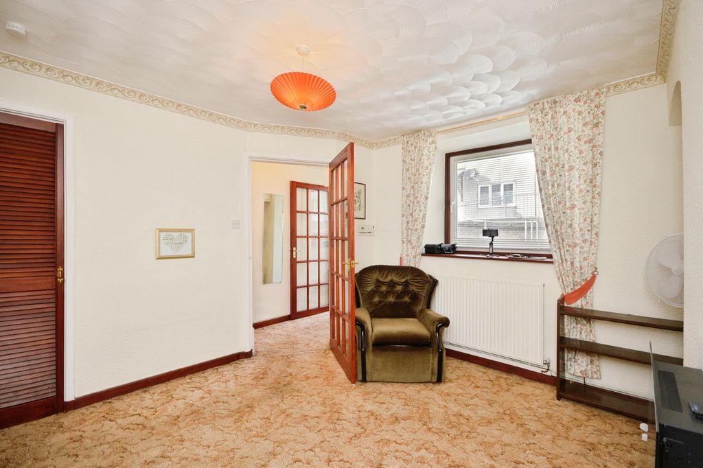 Property photo 3 of 18 Pbox-Img.Jpg