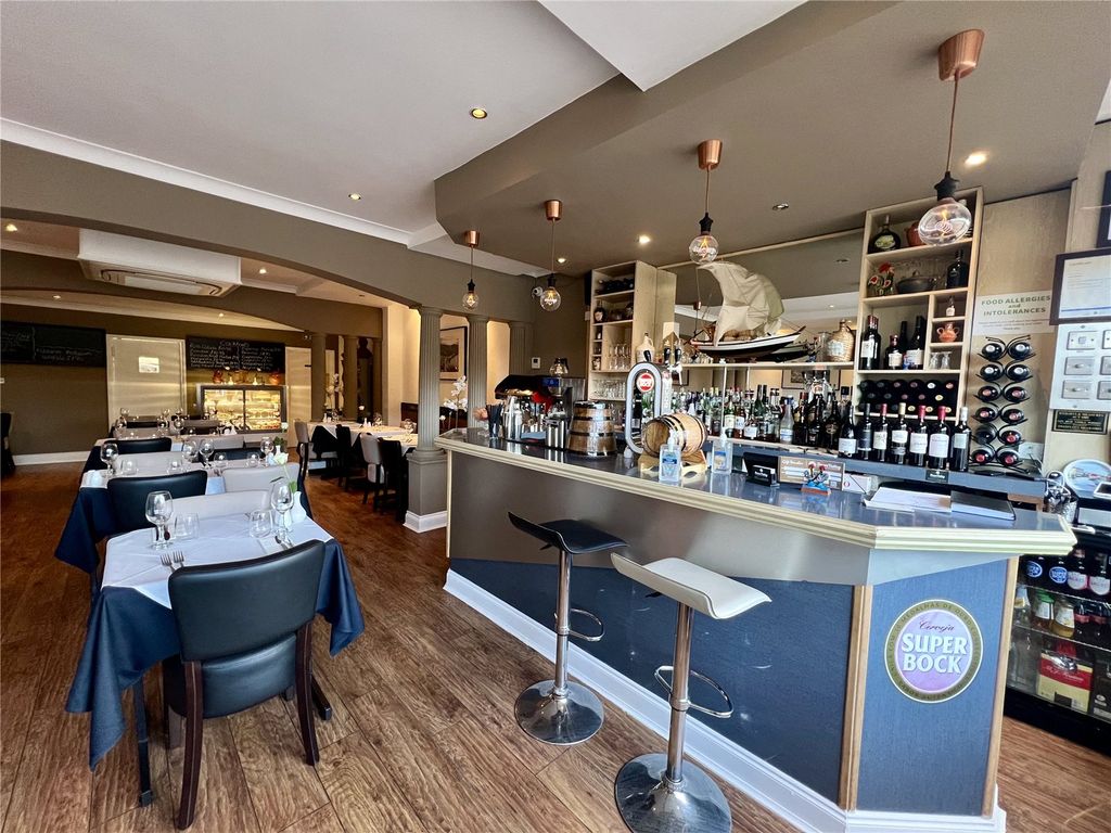 Property photo 2 of 11 Picture No. 12