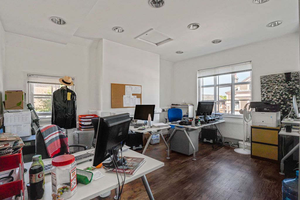 Property photo 2 of 10 Current Office Space
