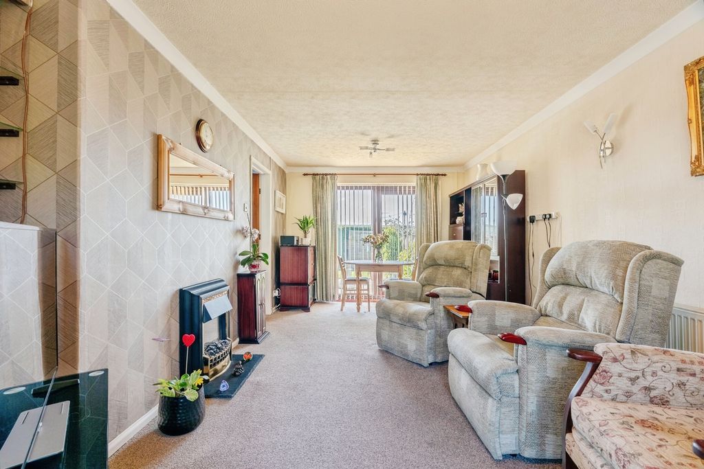 Property photo 3 of 23 Pbox-Img.Jpg