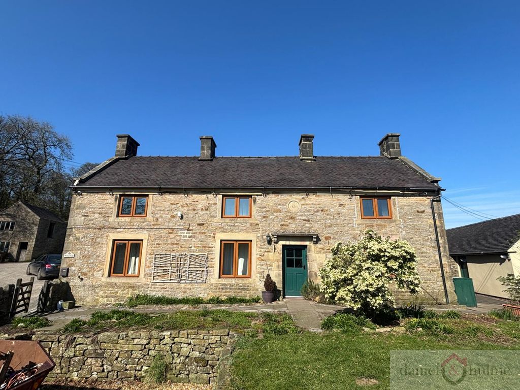 Property photo 1 of 31 Bf5953Db-2199-41cd-91Fa-79c13c6B7c25