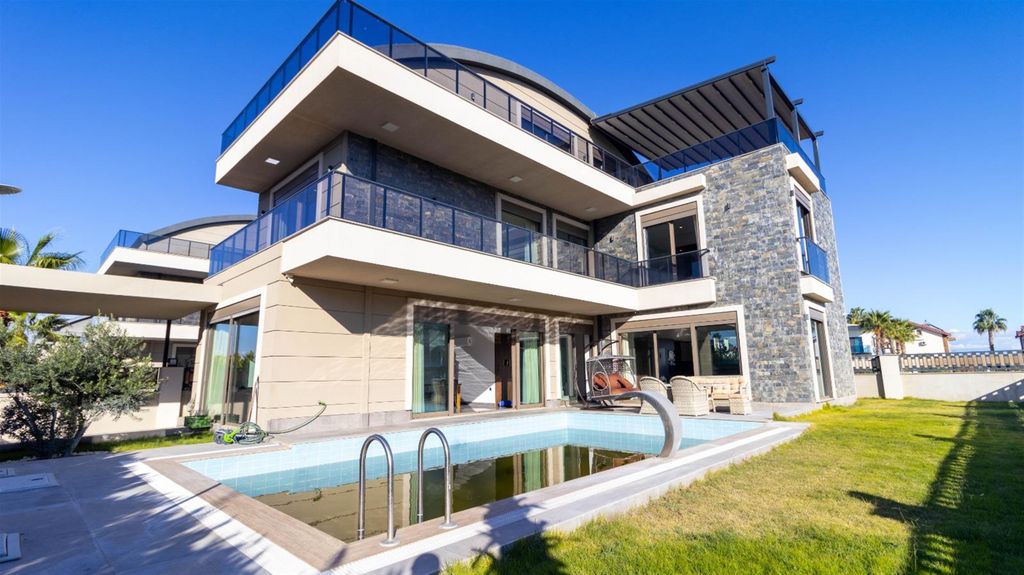 Property photo 1 of 24 Superior Villa For Sale In Belek, Antalya With A Private Pool &amp; Facilities - Main View Of The Luxury Villa