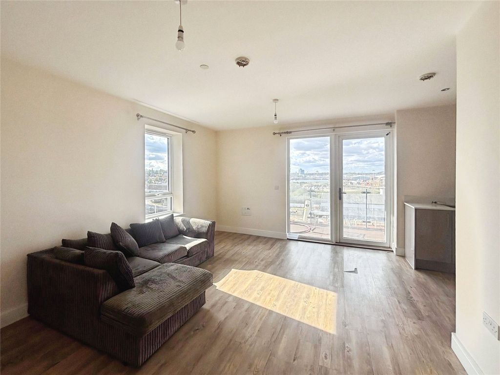 Property photo 3 of 14 Picture No. 07