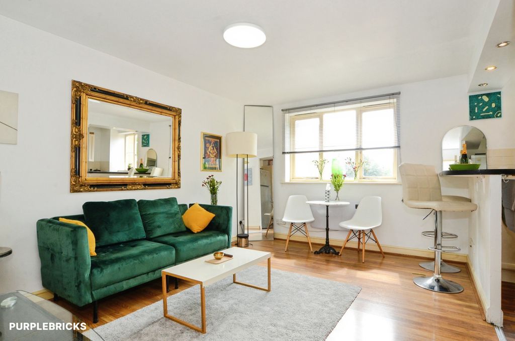 Property photo 1 of 12 Reception Room