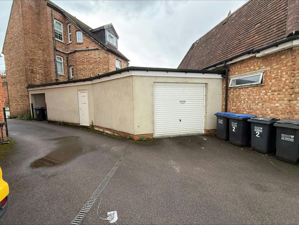 Property photo 2 of 8 Processed-9E419A78-D447-446D-9C5D-03D0Eb407Fad.Jpeg