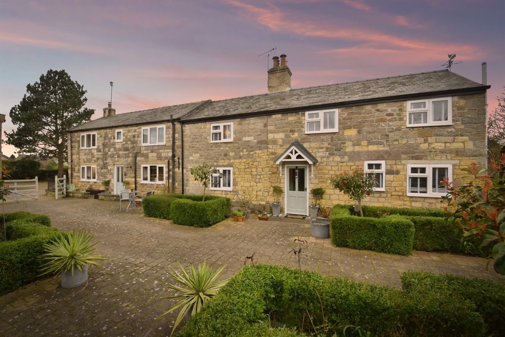 Property photo 1 of 30