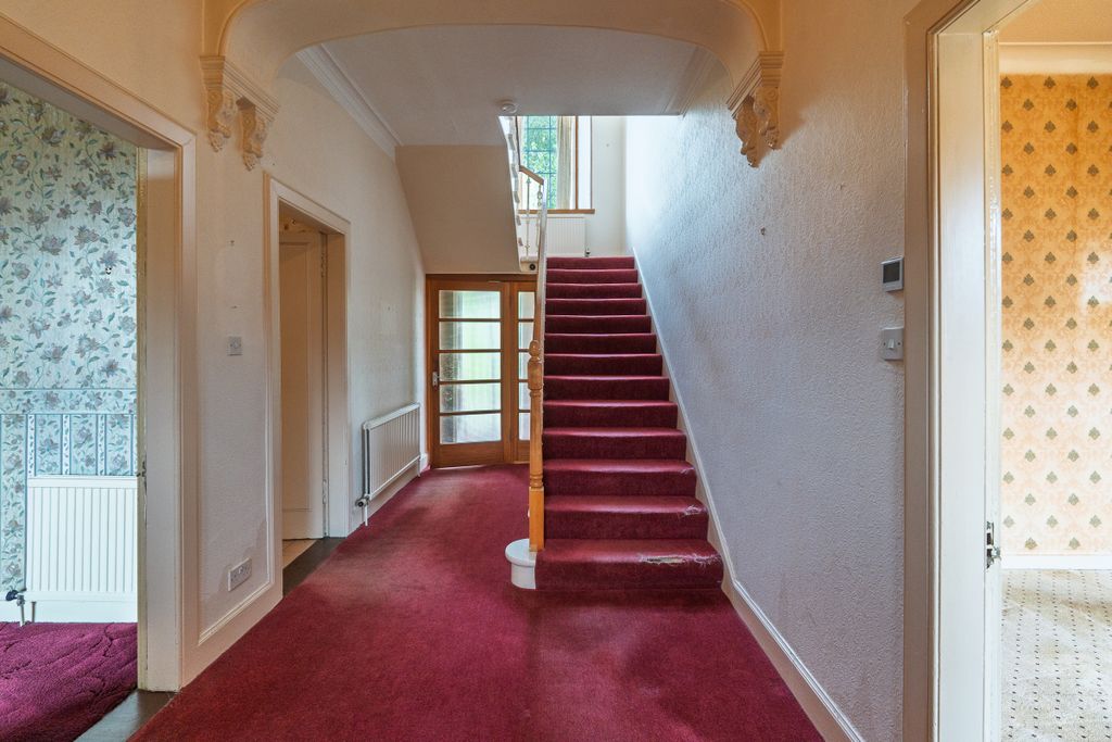 Property photo 2 of 44