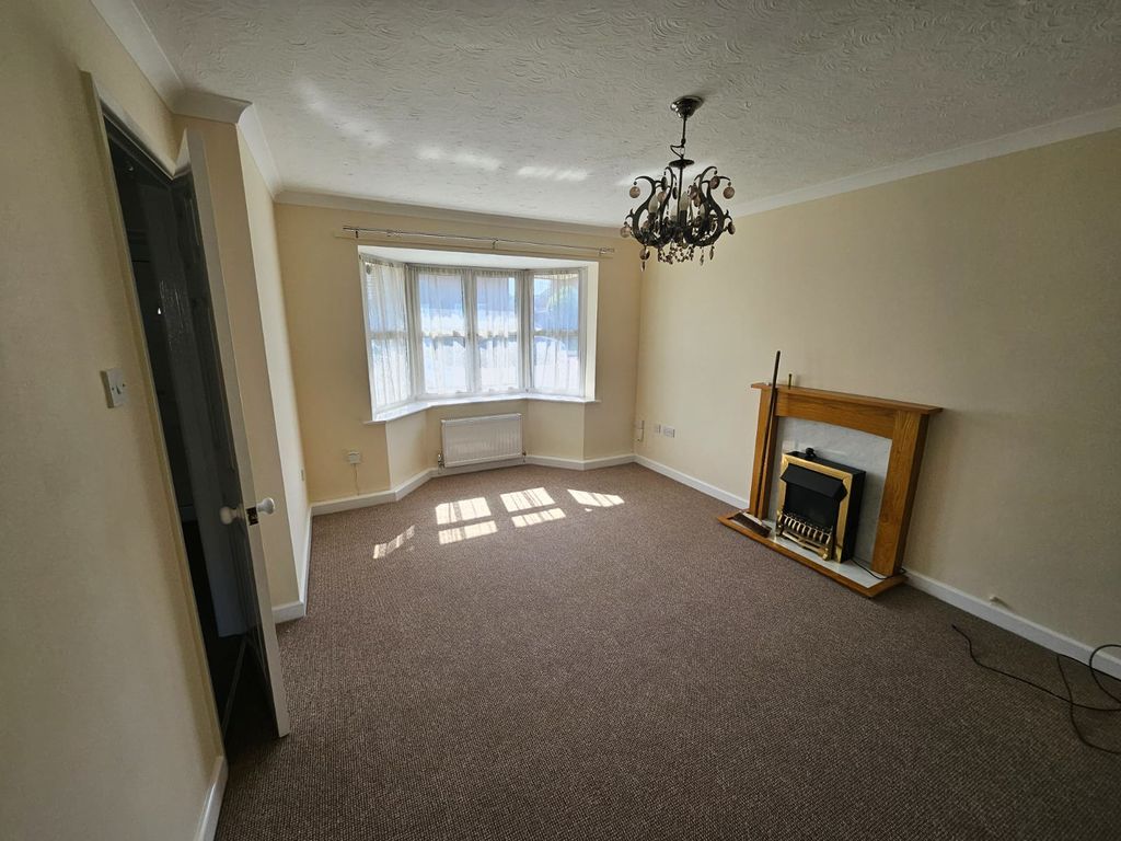 Property photo 3 of 15 Photo 13