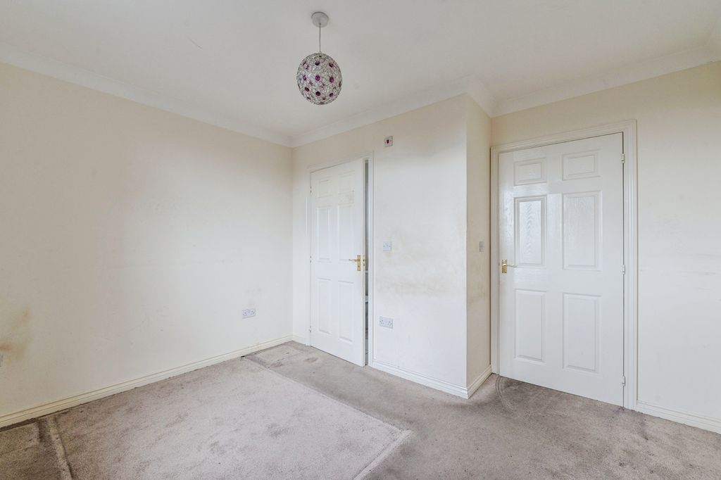 Property photo 3 of 20 Pbox-Img.Jpg