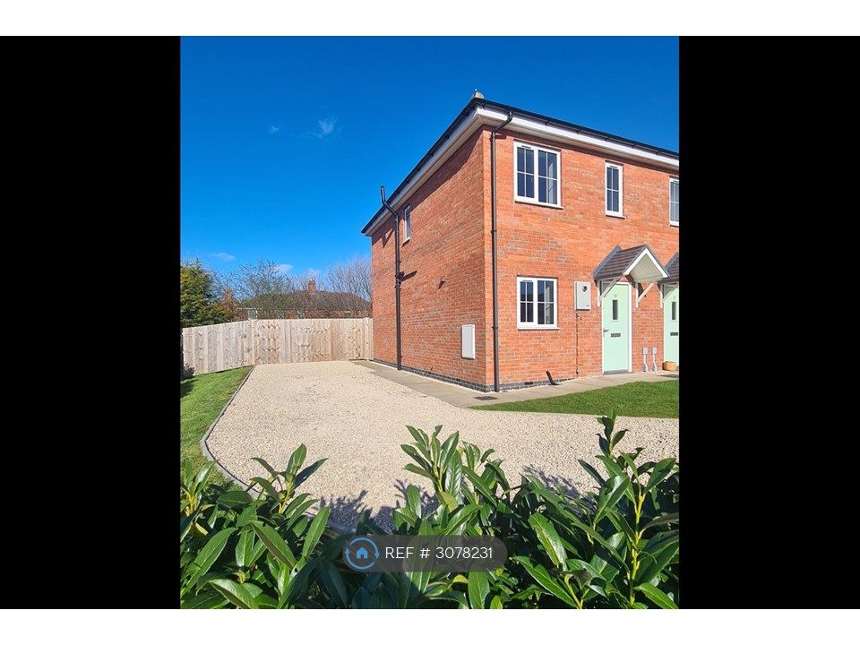 Property photo 1 of 11 Front Aspect With Garden And Large Driveway
