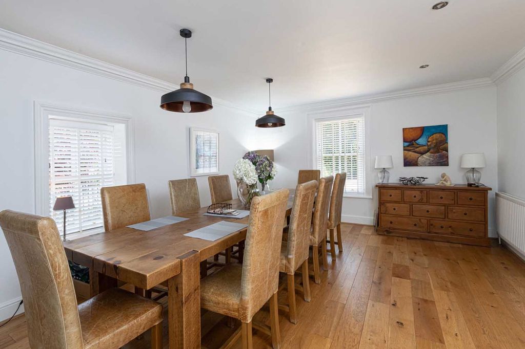 Additional image 9 of 6 bed detached house for saleMoor House, Main Road, Ryton, Northumberland NE40