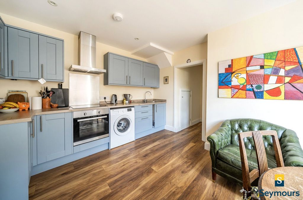 Property photo 3 of 13 Kitchen