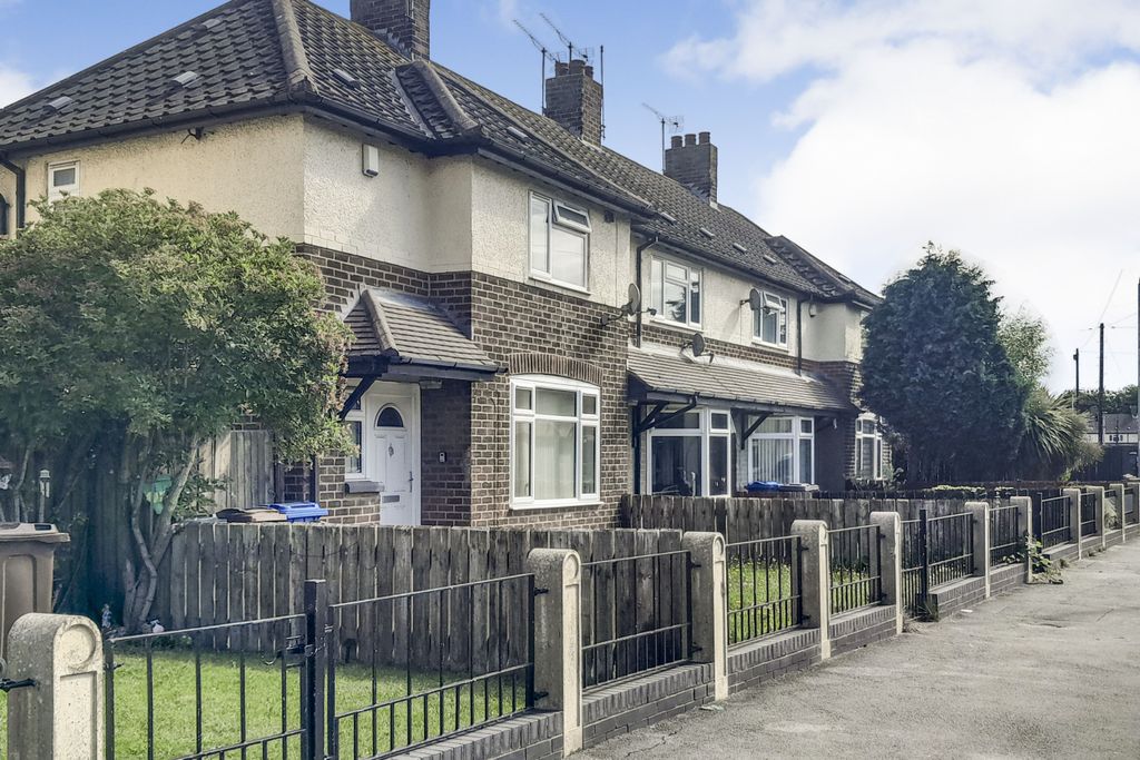 Property photo 2 of 3 18 Endeavour Crescent, Hull, East Yorkshire, Hu9 5Sy