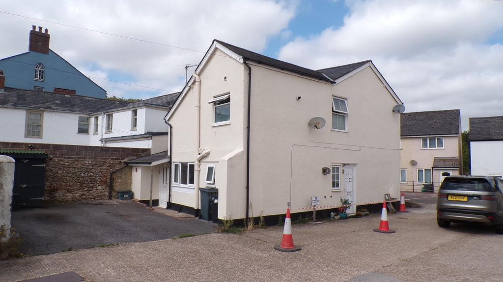 Property photo 1 of 7 102_2242.Jpg